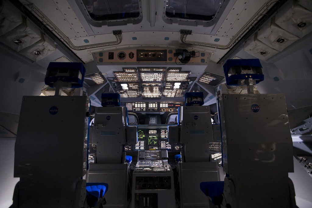 Space Transportation System STS âSpace Shuttleâ Orbiter Vehicle OV forward fuselage and crew cabin flight deck